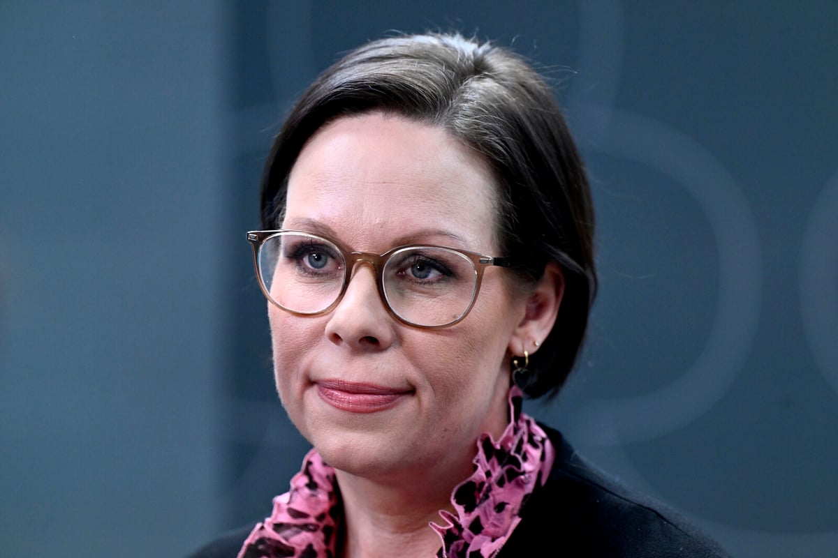 The Foreign Minister Convenes an Emergency Ukraine Meeting