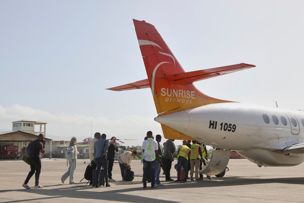 First Regular Flight in Haiti Resumes After Seven-Month Hiatus