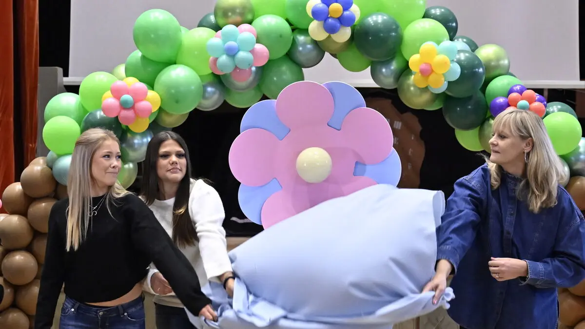 This year's May flower is Happy Colors