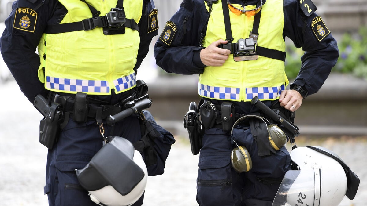 Stockholm Police Prepare Special Unit for October 7 Demonstrations