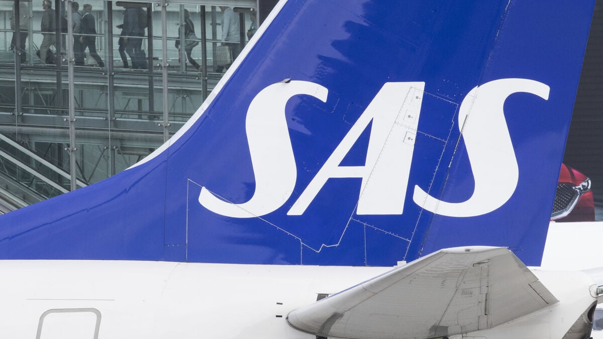 Smoke smell on SAS flight to Stockholm forces emergency landing in Denmark