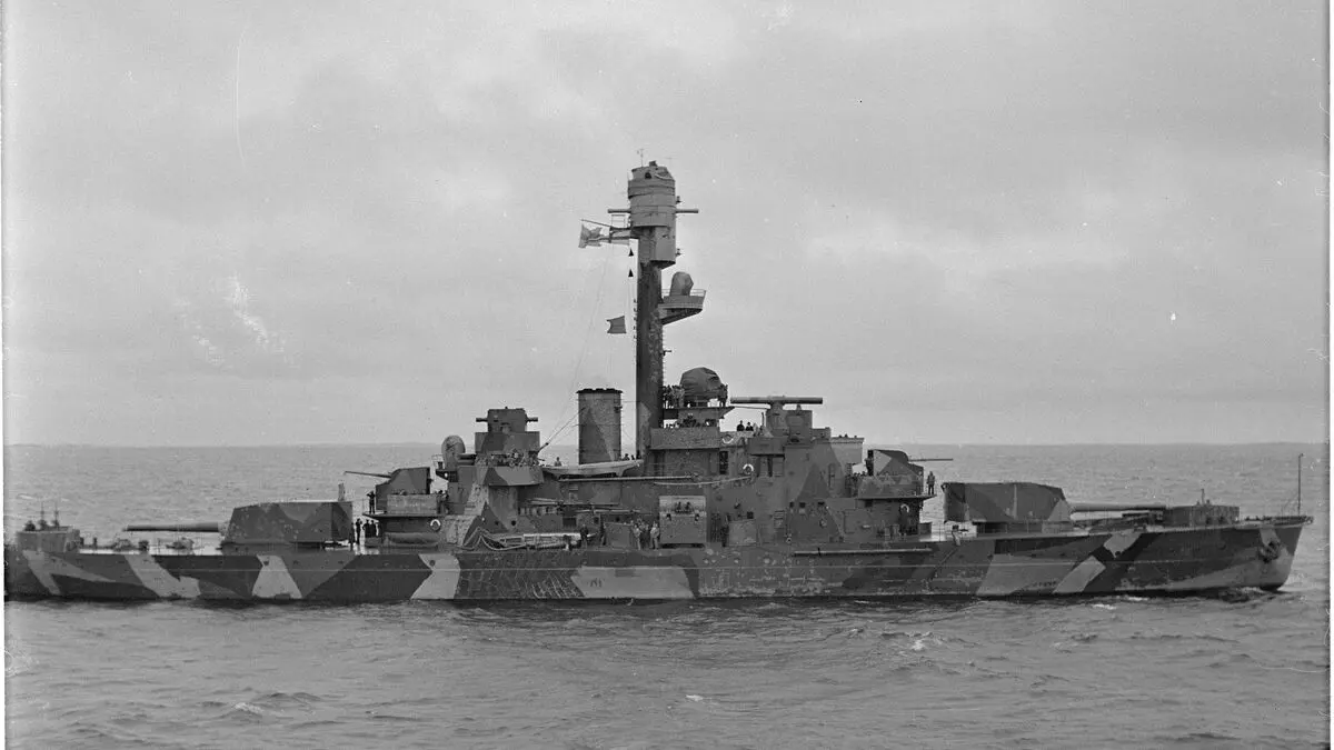 Finland begins oil cleanup at the wreck of sunken warship Ilmarinen in the Baltic Sea
