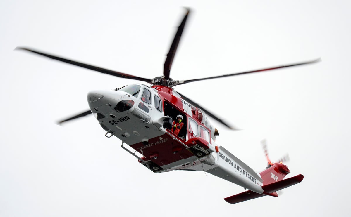 Person Dies After Falling from Ship Near Göteborg
