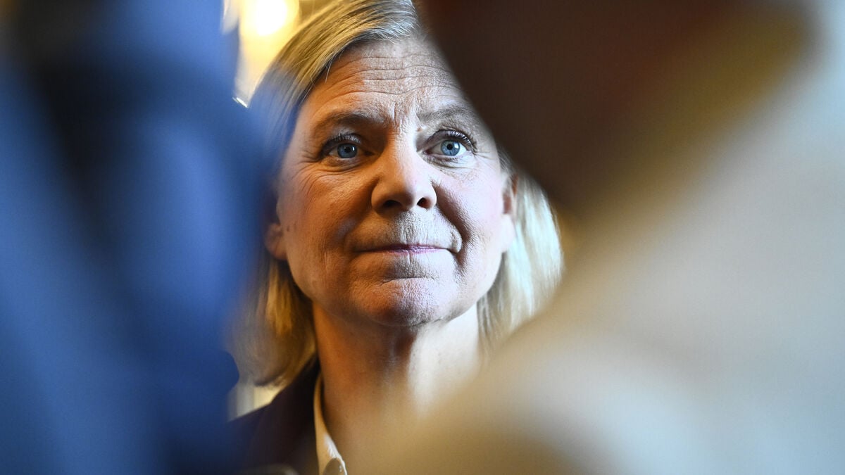 Ulf Kristersson Overtakes Magdalena Andersson in Voter Trust as Her Rating Falls 11 Points