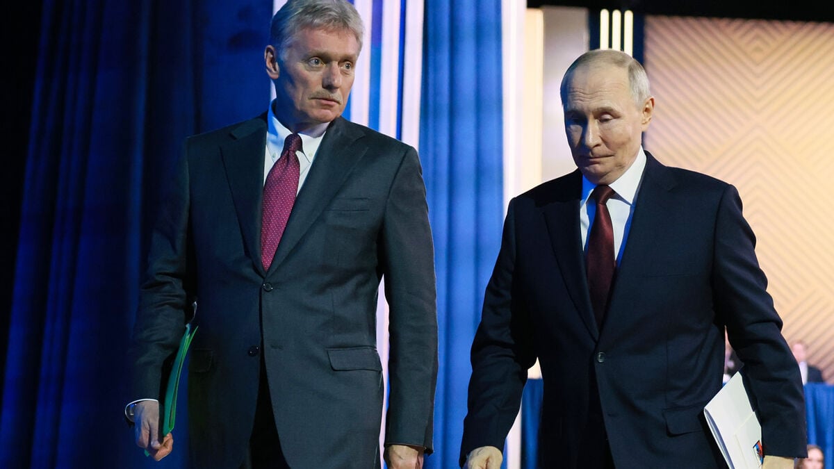 Kremlin spokesman Dmitry Peskov: Vladimir Putin ready to talk to Emmanuel Macron