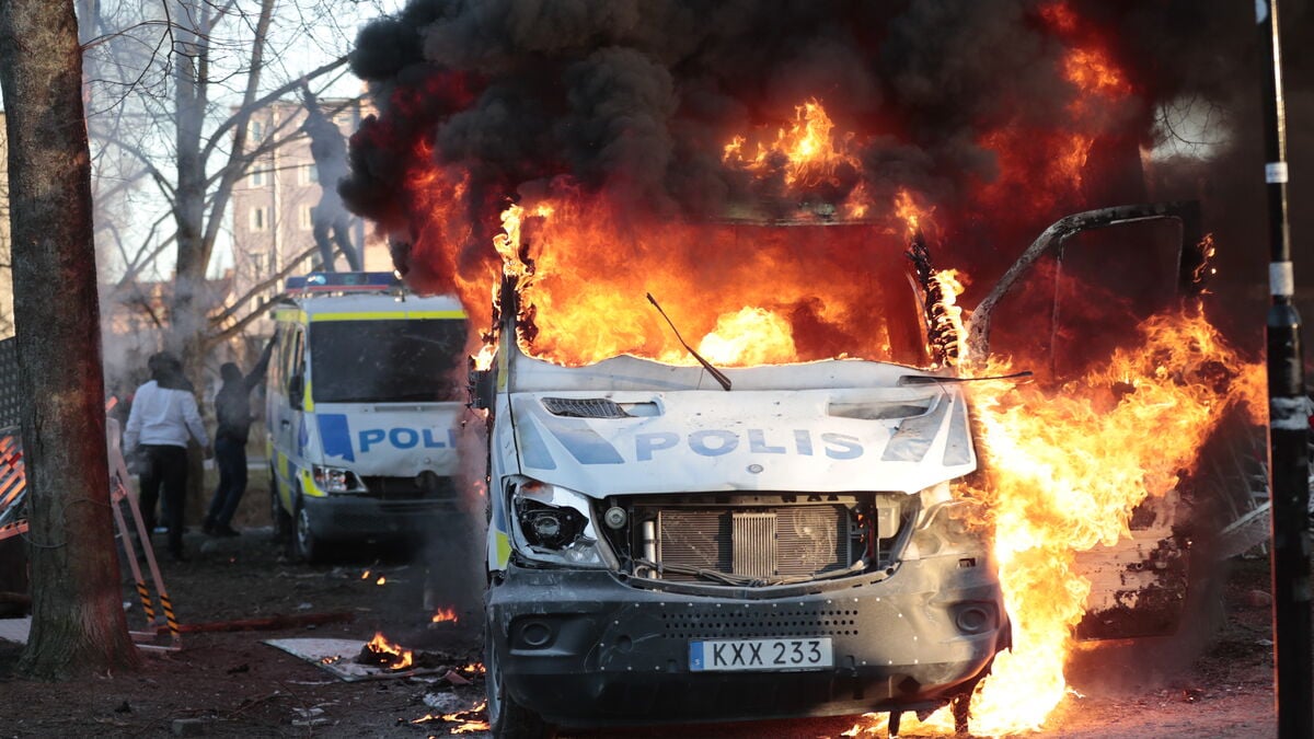 Man arrested over 2022 Easter riots in Örebro after being wanted since 2024