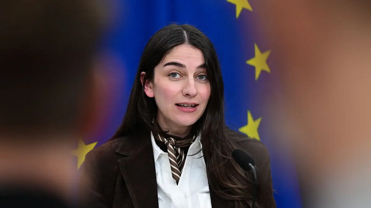 Climate minister slams KD, says zero credibility