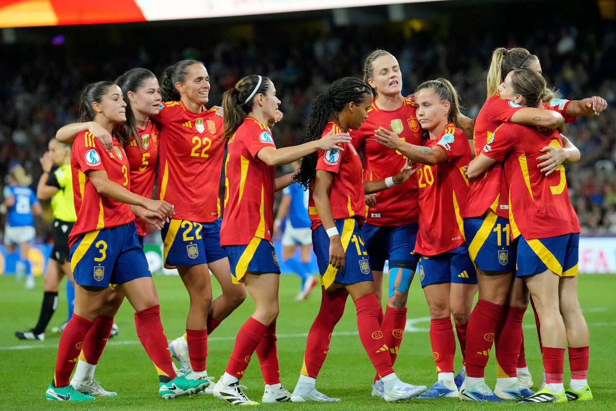 Spain Shines Again to Face Sundhage's Switzerland in Quarterfinals