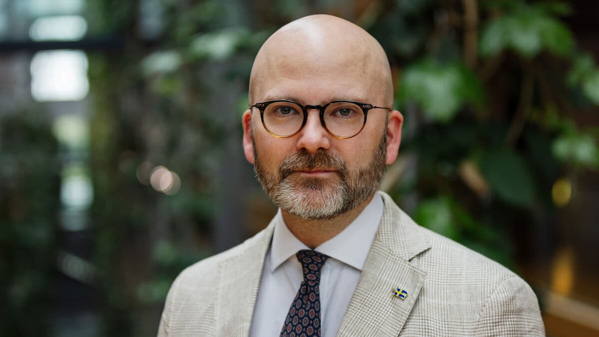 SD Politician Proposes Headscarf Ban for EU Parliament Employees