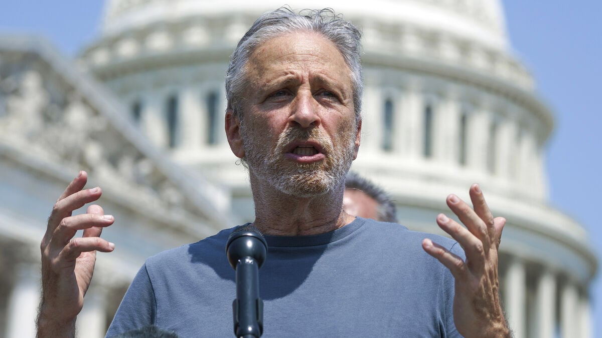 Jon Stewart Extends Daily Show Hosting Deal Through December 2028