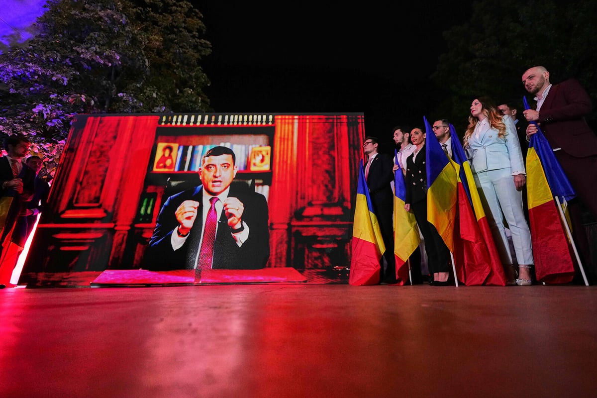 Trump Supporter George Simion Advances in Romanian Presidential Race