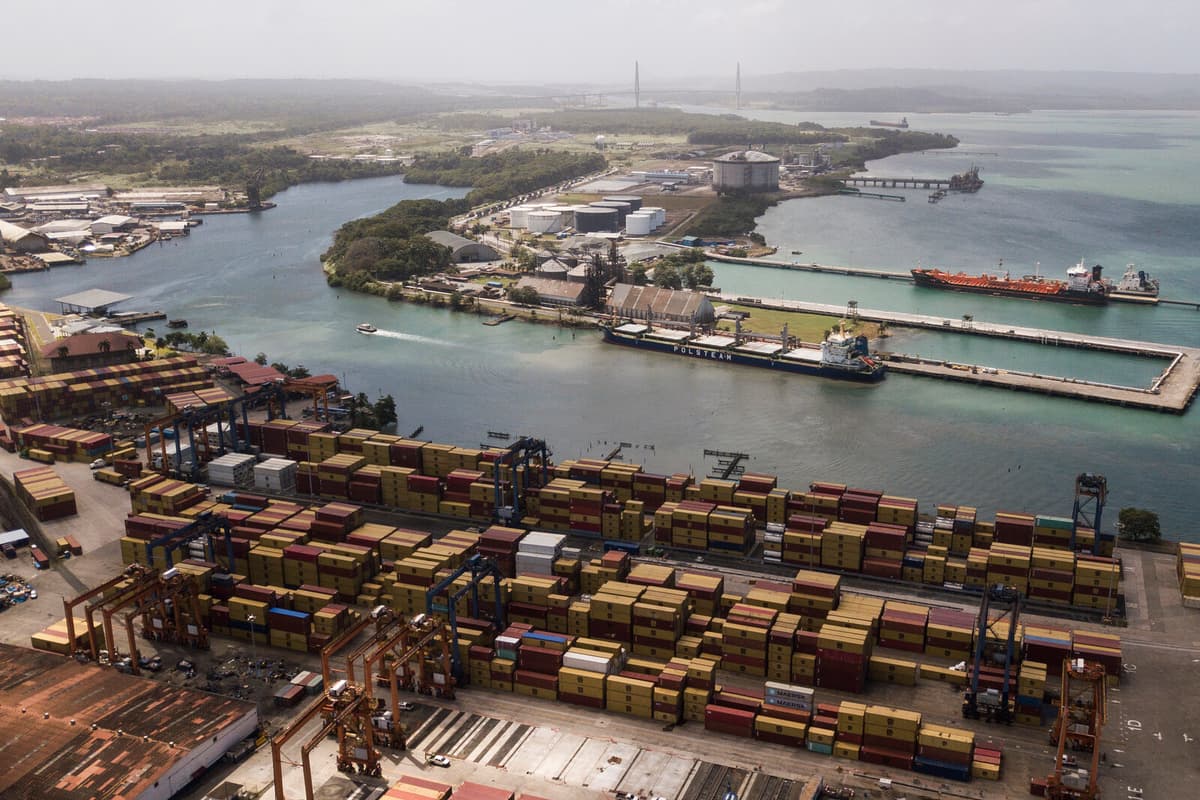 The President: Panama Withdraws from Chinese Investment