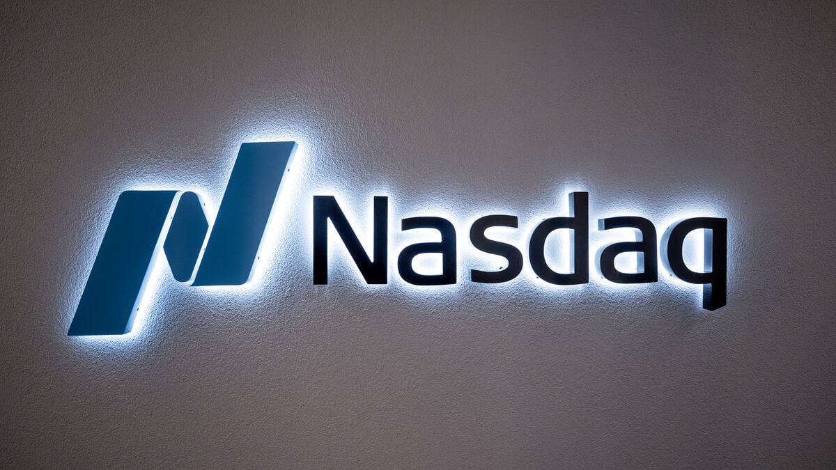 Stockholm Stock Exchange opens higher as OMXS rises 0.5 percent