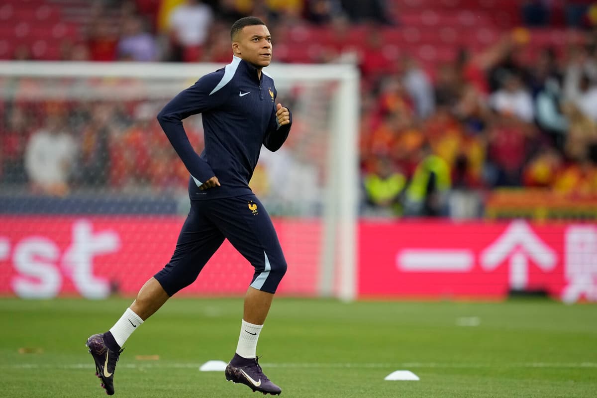 Mbappé Returns to Training but Misses Real Madrid vs Salzburg Match