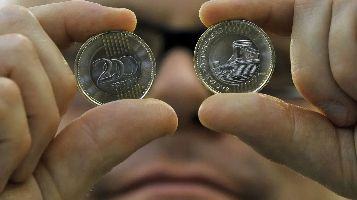 Hungarian stock market up after election results as forint strengthens