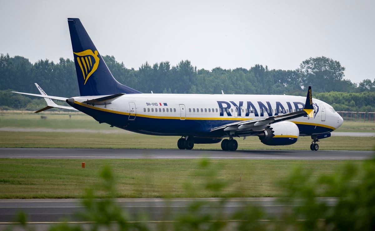 Ryanair Profit Drops 16 Percent to 1.61 Billion Euros