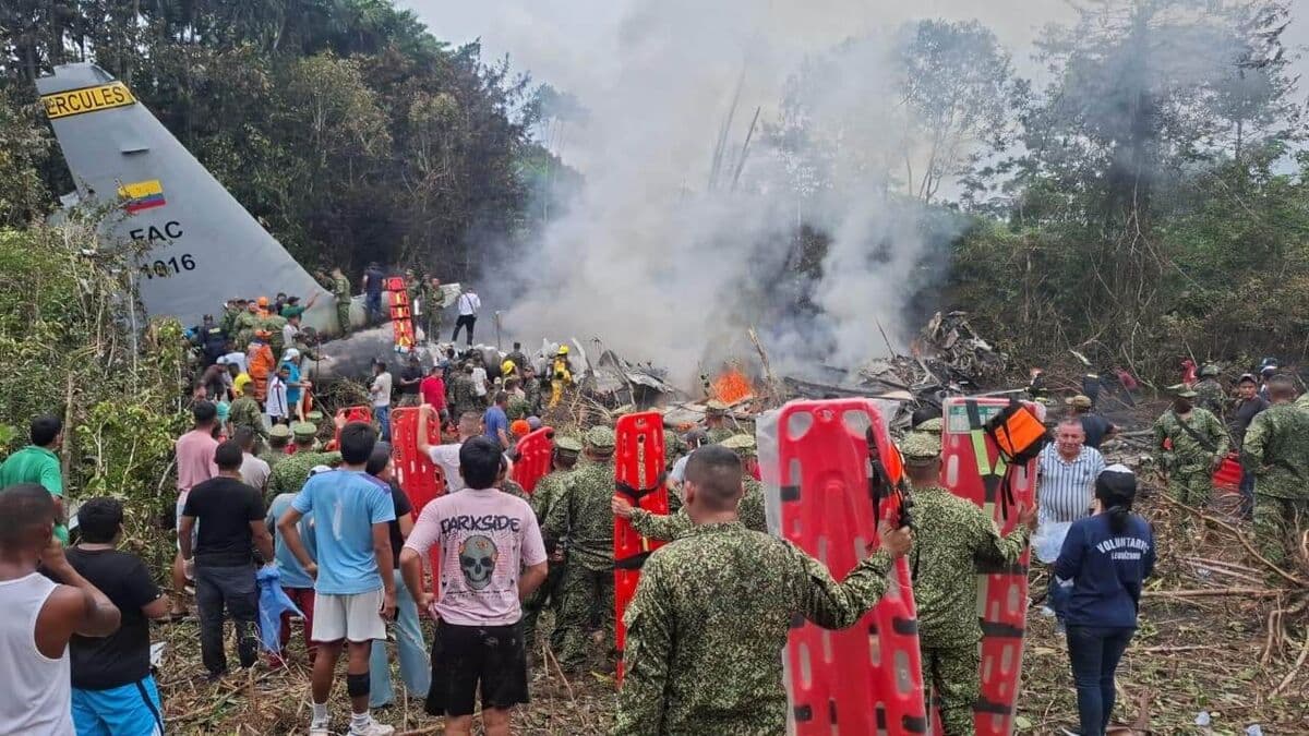 Eight dead in Colombian Air Force plane crash in Putumayo region