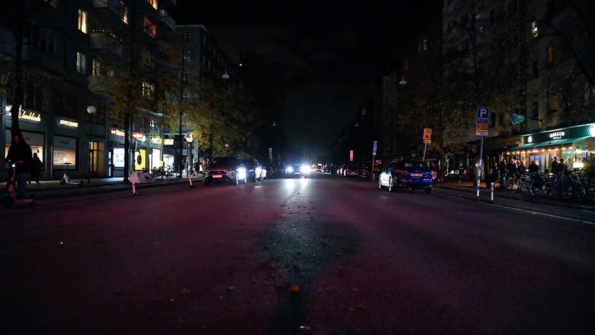 Power Outage Hits 21,000 in