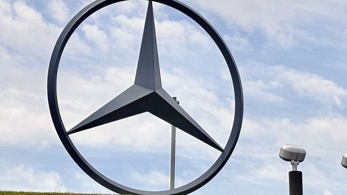 Mercedes-Benz plans to cut personnel costs in Germany by €800 million