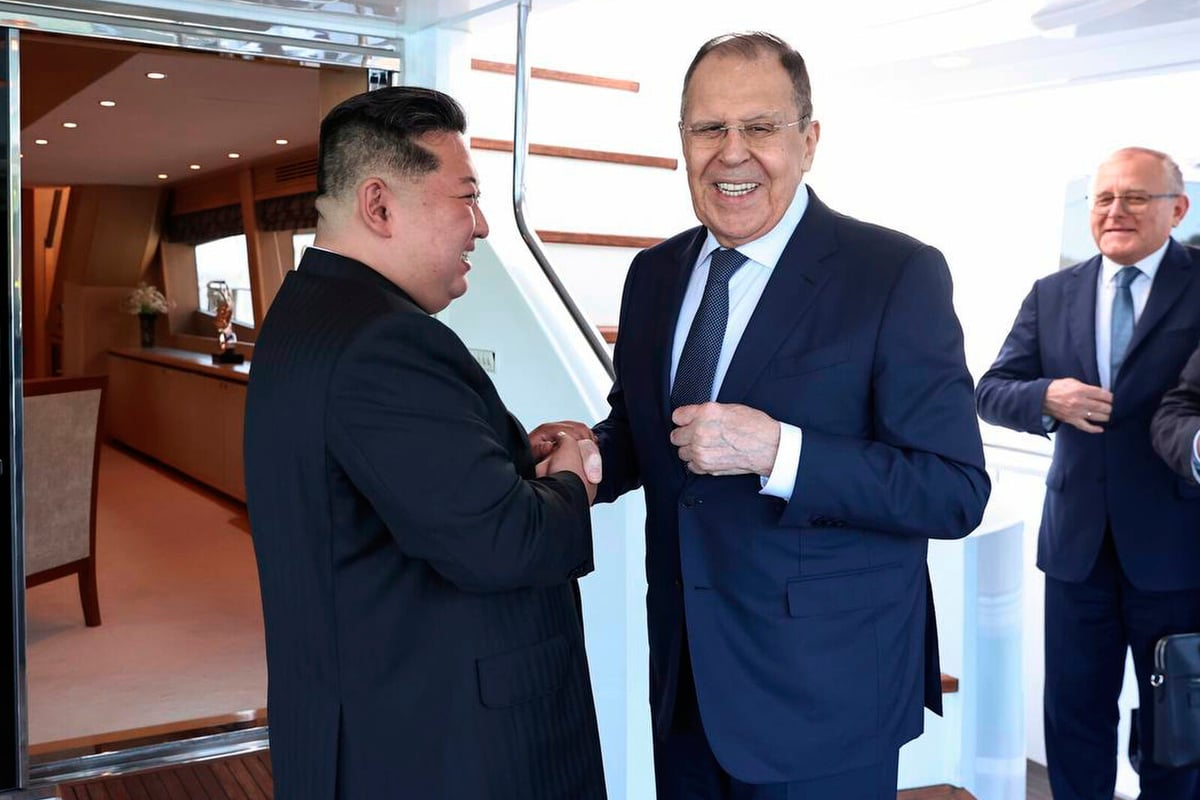 Kim Pledges Unconditional Support to Russia in Ukraine Conflict