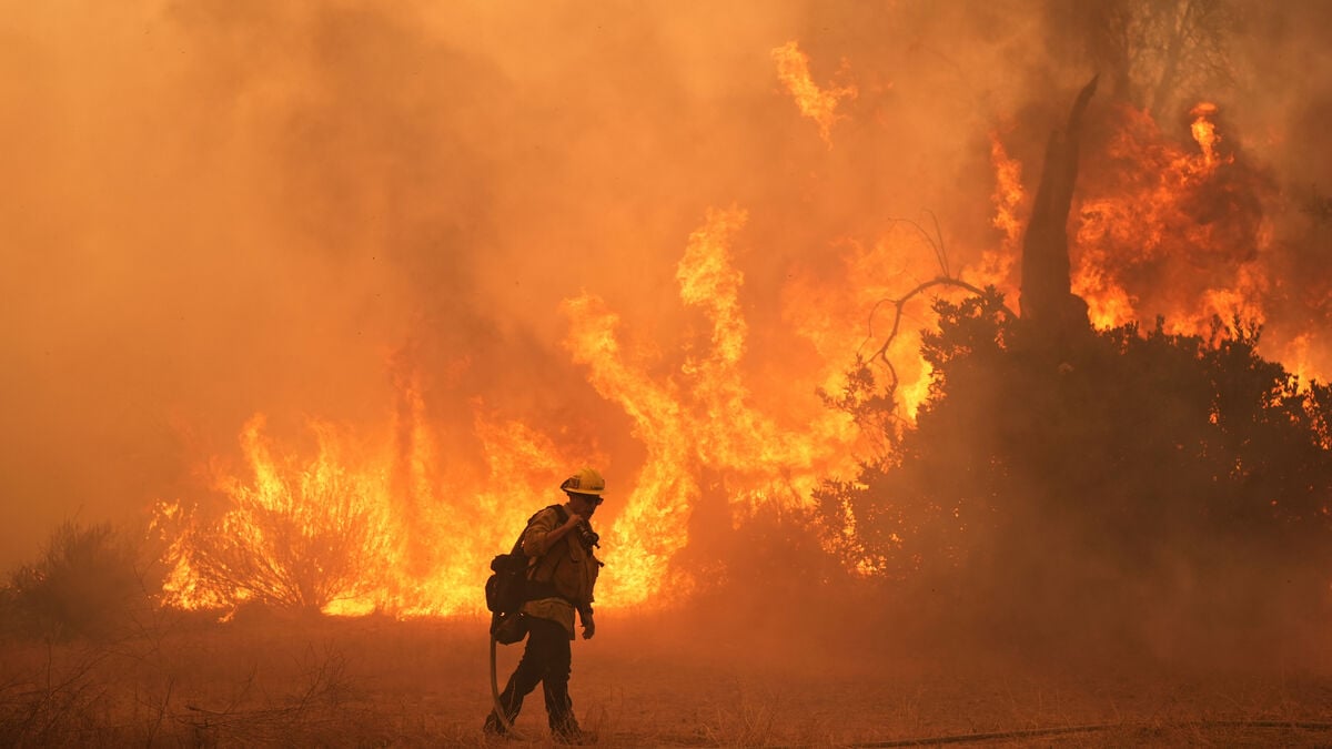 El Niño already at record strength, scientists warn of a possible super event