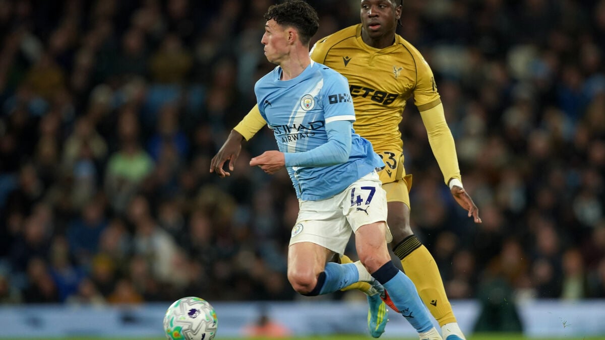 Foden keeps Manchester City's title chase alive