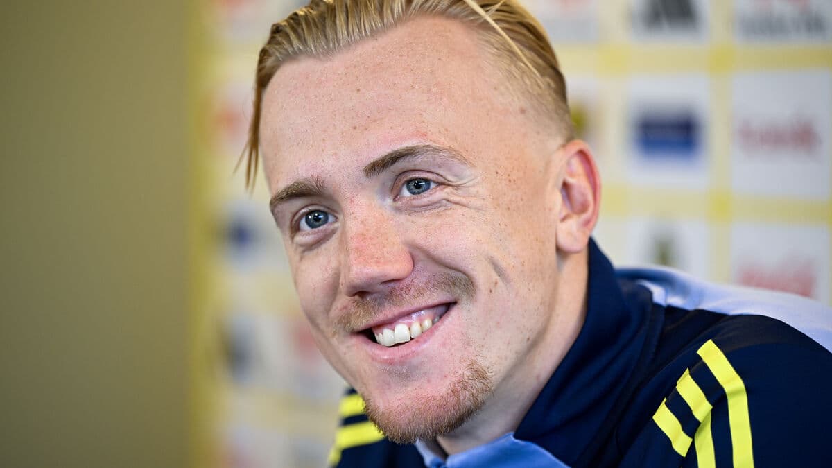 Tomasson Calls Lidberg During Shopping Trip for National Team Duty