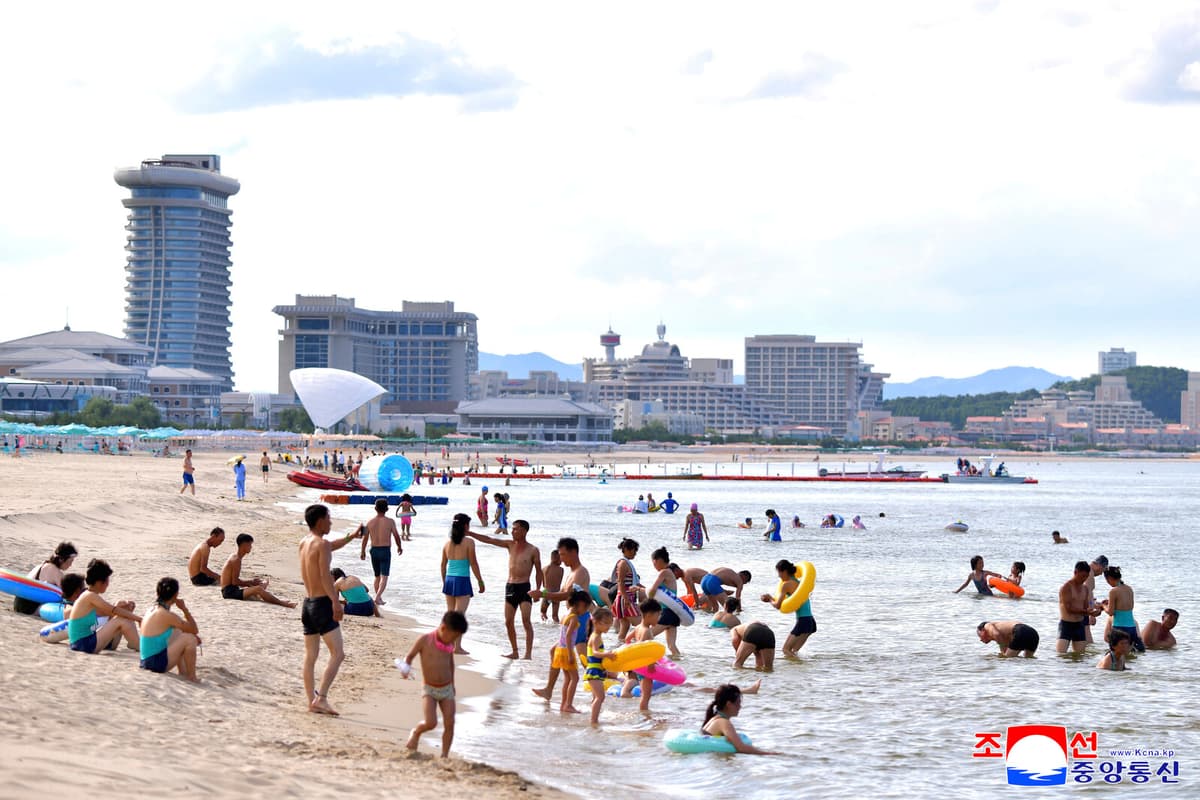 North Korea Opens Wonsan-Kalma Beach Resort to Domestic Visitors