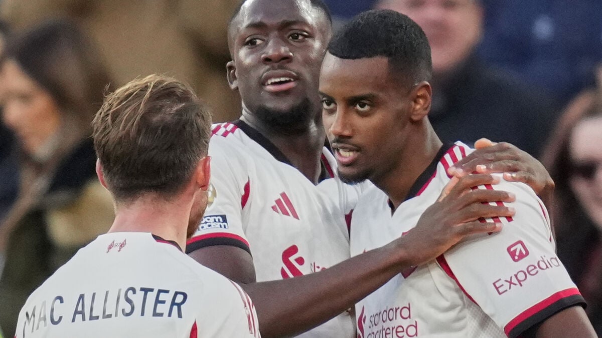 Isak poked – then the substitute scored two goals