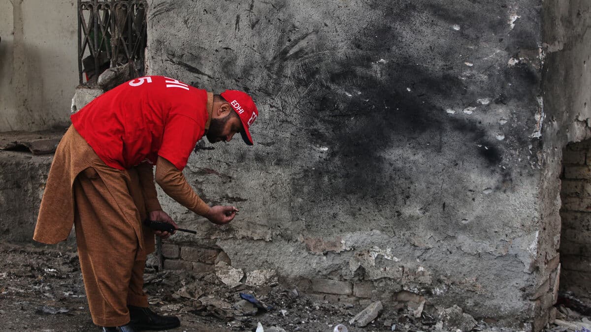 Several dead in suicide attack in Pakistan