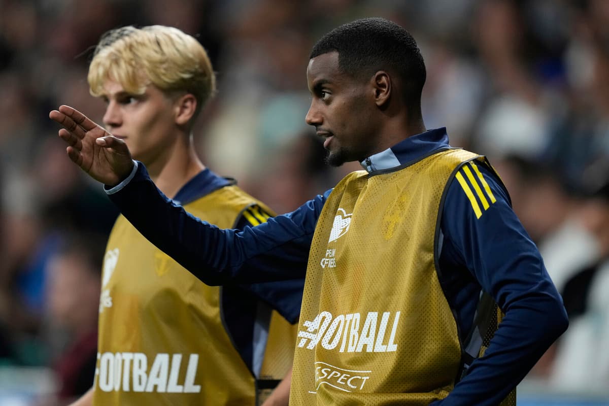 No Playing Time for Isak in World Cup Qualifier Due to High Risk