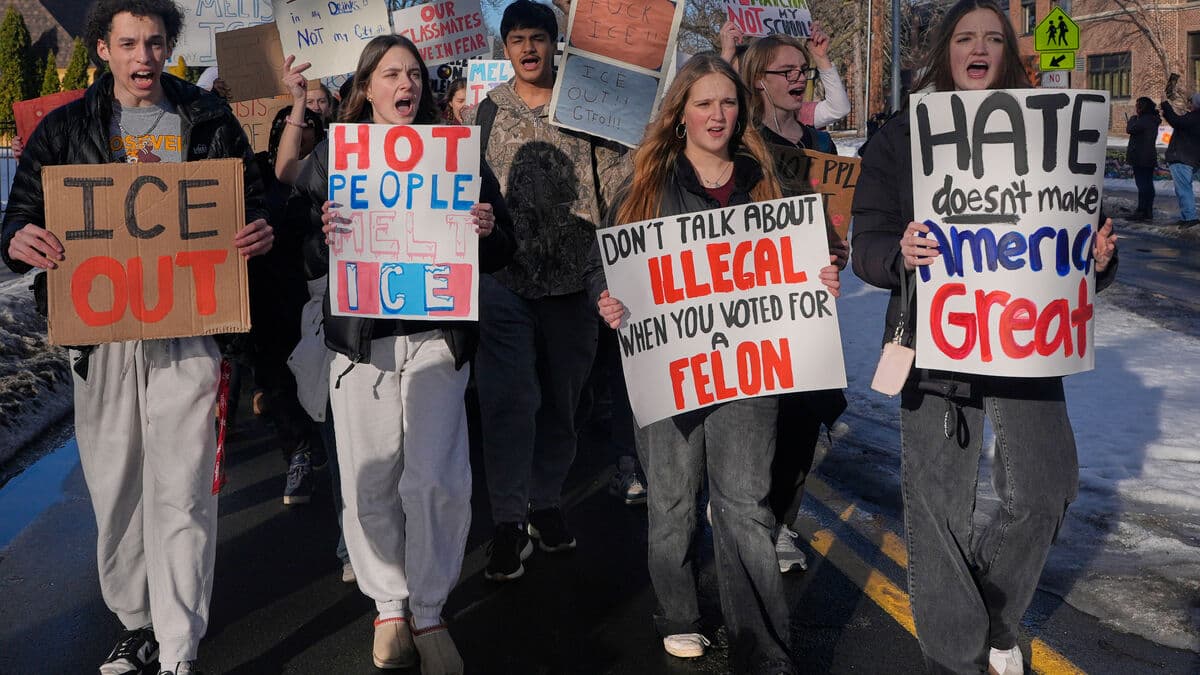 Sarah in Minneapolis hopes to lead the resistance