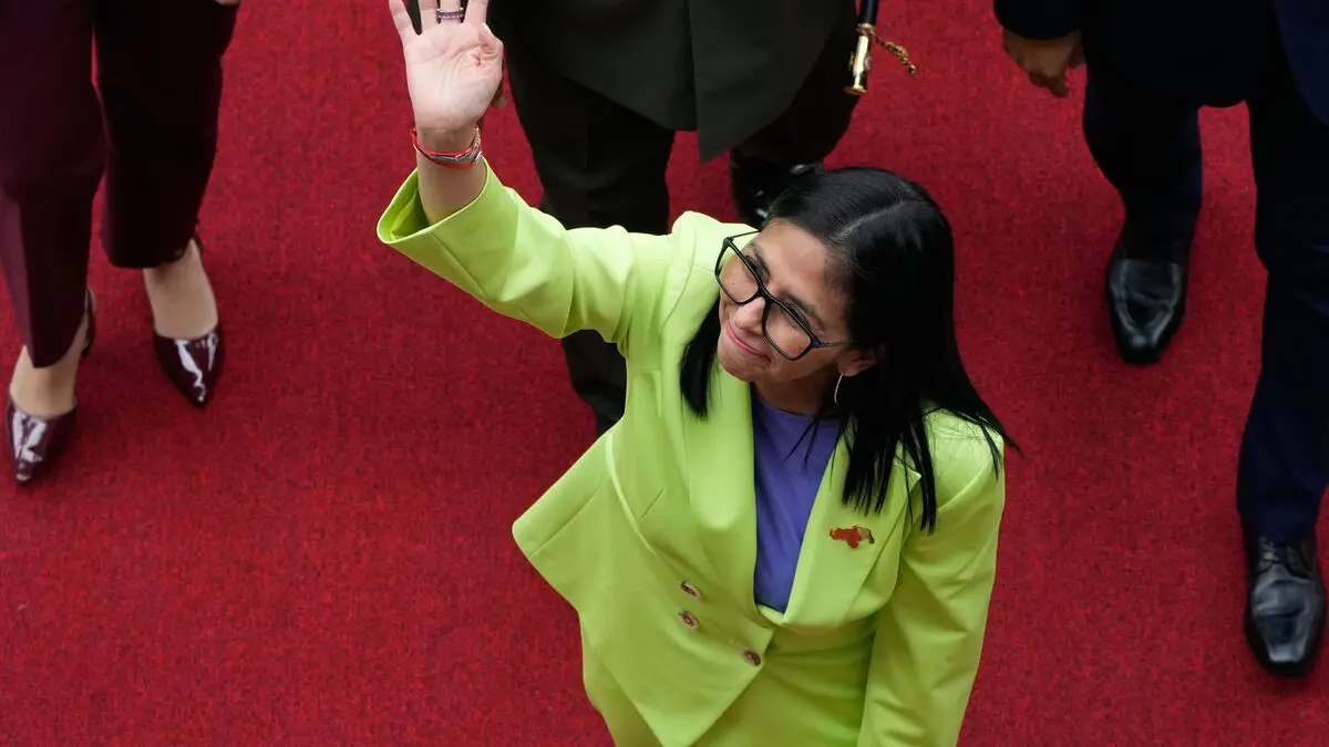 Venezuela's military swears allegiance to interim president Delcy Rodríguez