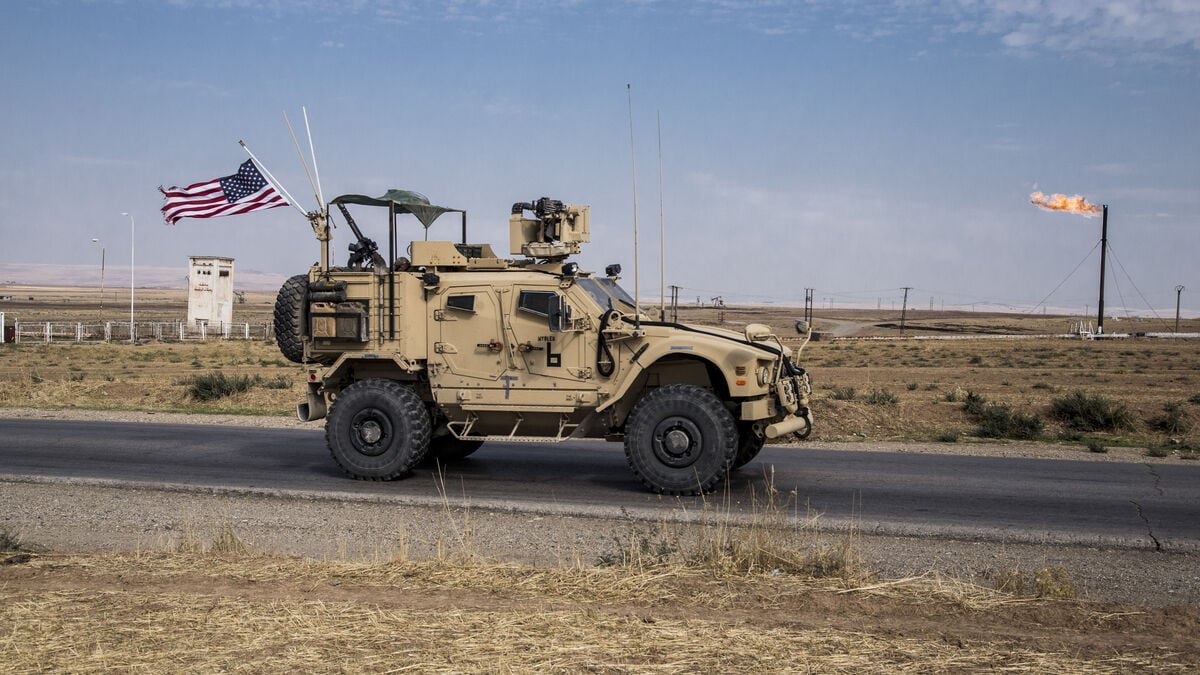US moves up to 7,000 IS prisoners from Syria to Iraq
