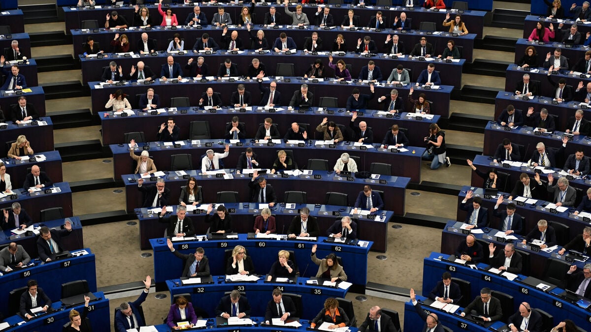 EU approves first list of safe countries of origin
