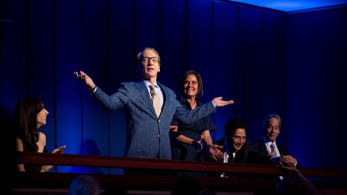 Trump impersonator crashes Bill Maher’s Mark Twain Prize ceremony at Kennedy Center