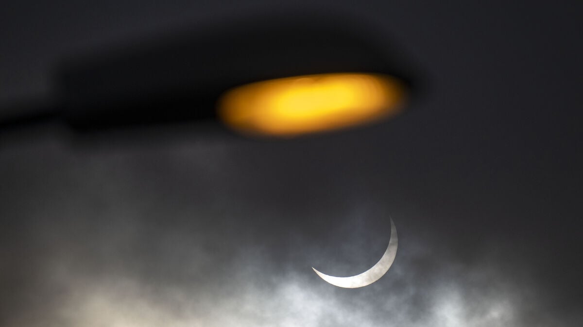 Partial solar eclipse and Perseid meteor shower to light up the sky tonight