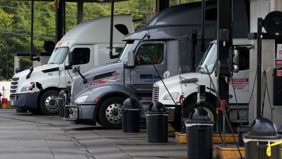 US diesel prices hit record $6.27 a gallon