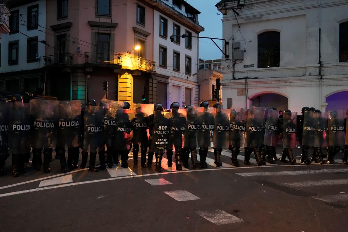 Deadly Shooting at Ecuador Billiard Hall Amid Gang Violence