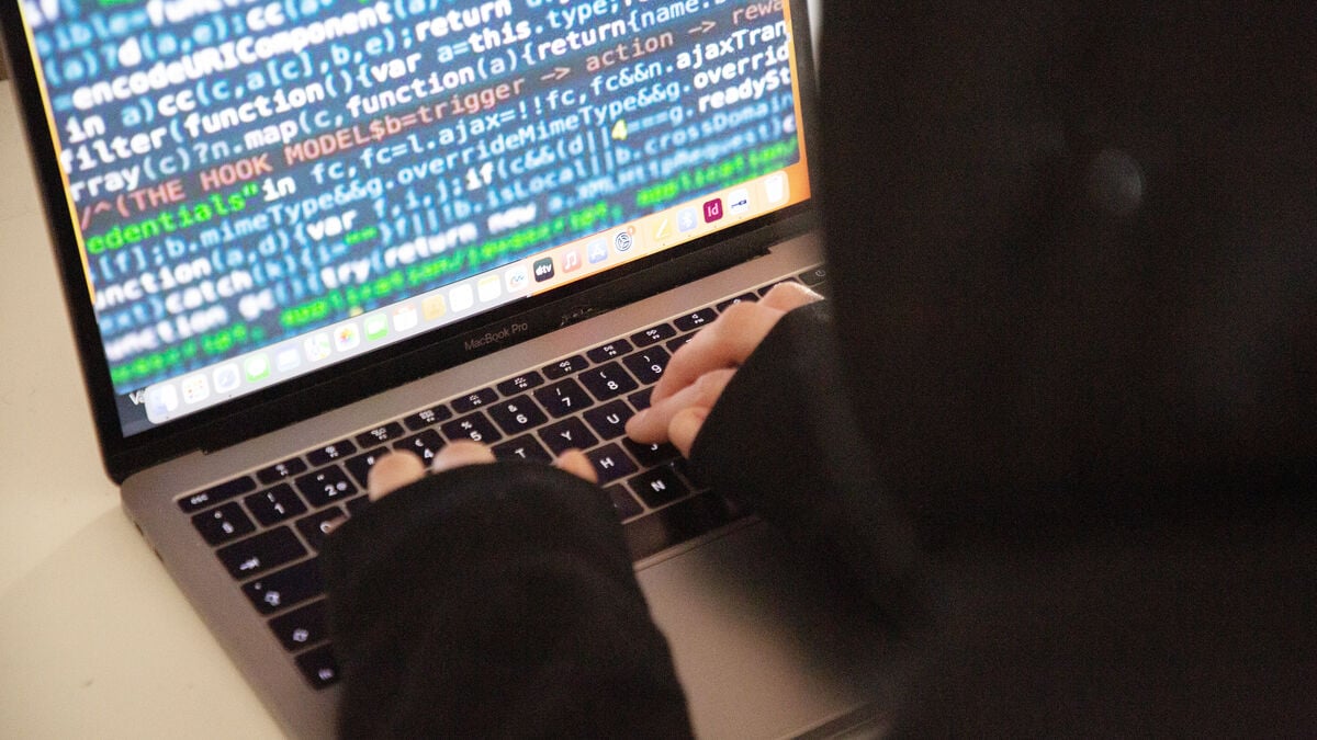 Hacker attack against university - unpleasant