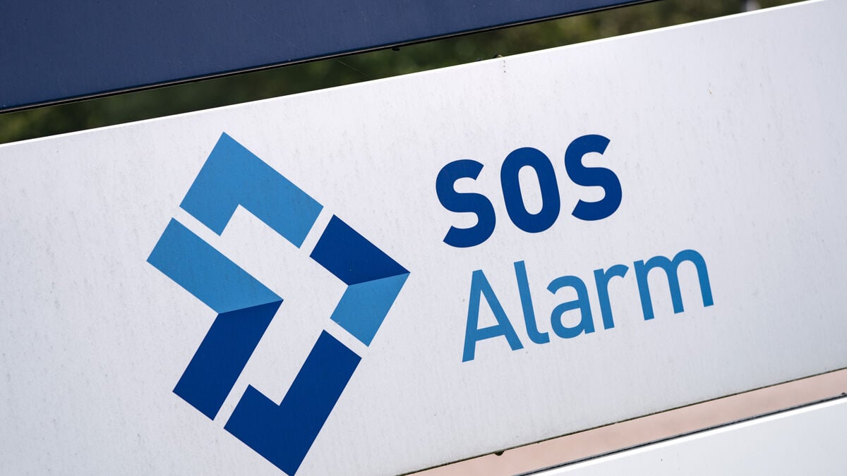 SOS Alarm Warns of Fake Text Messages Claiming a Relative Has Died in an Accident