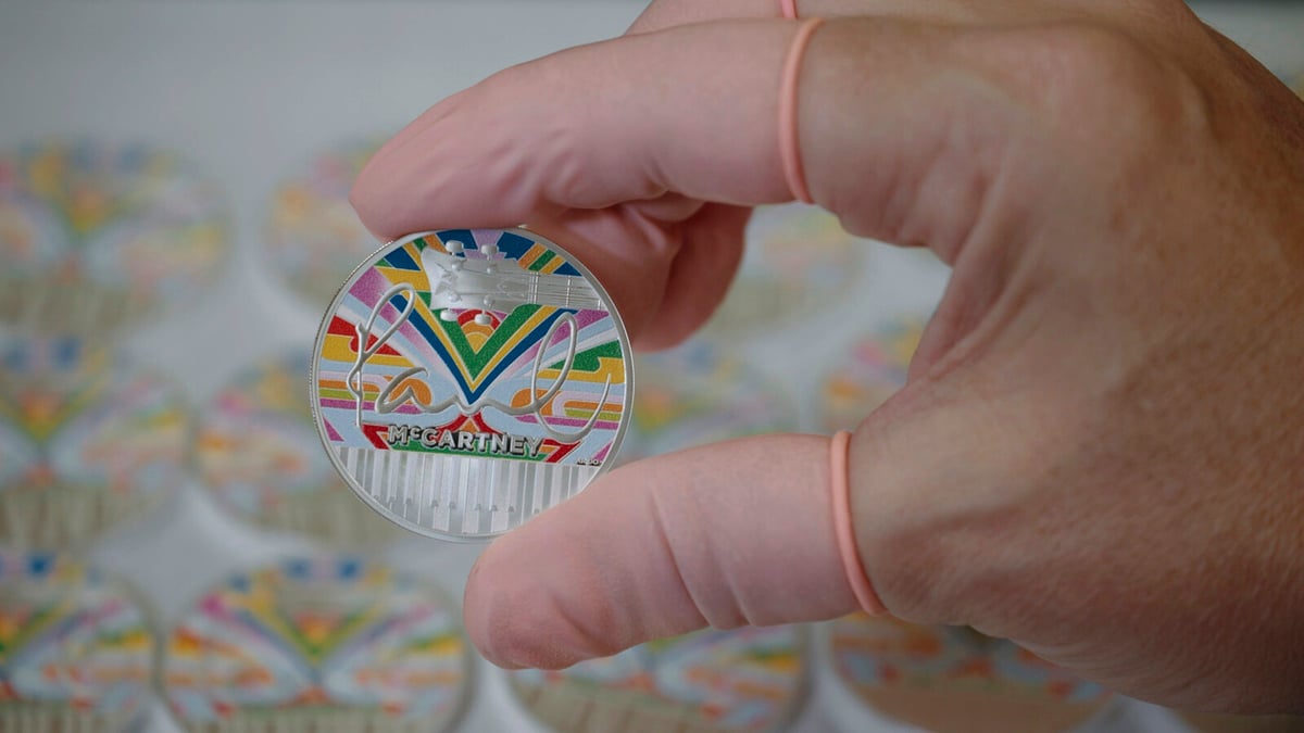 Paul McCartney gets his own five-pound coin