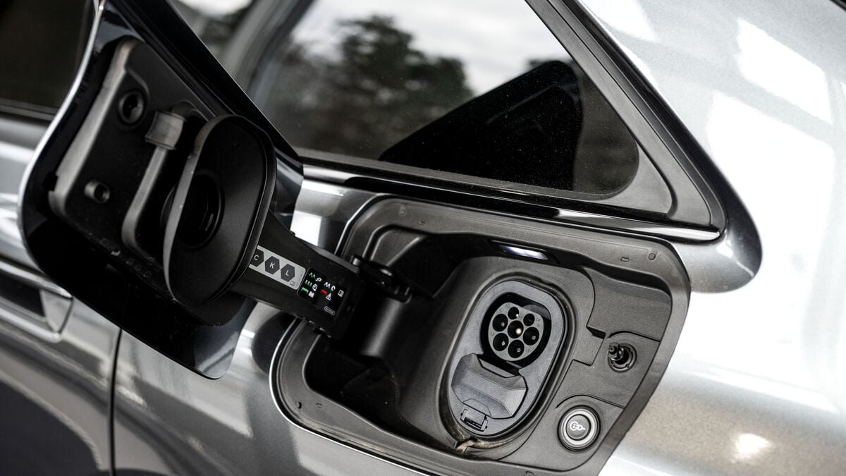 Private car leasing rises 32% in first half of the year