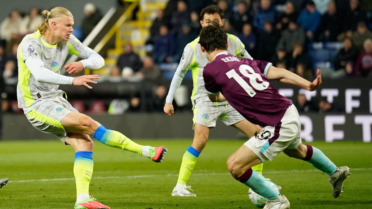 Haaland pushed City to the top of the Premier League