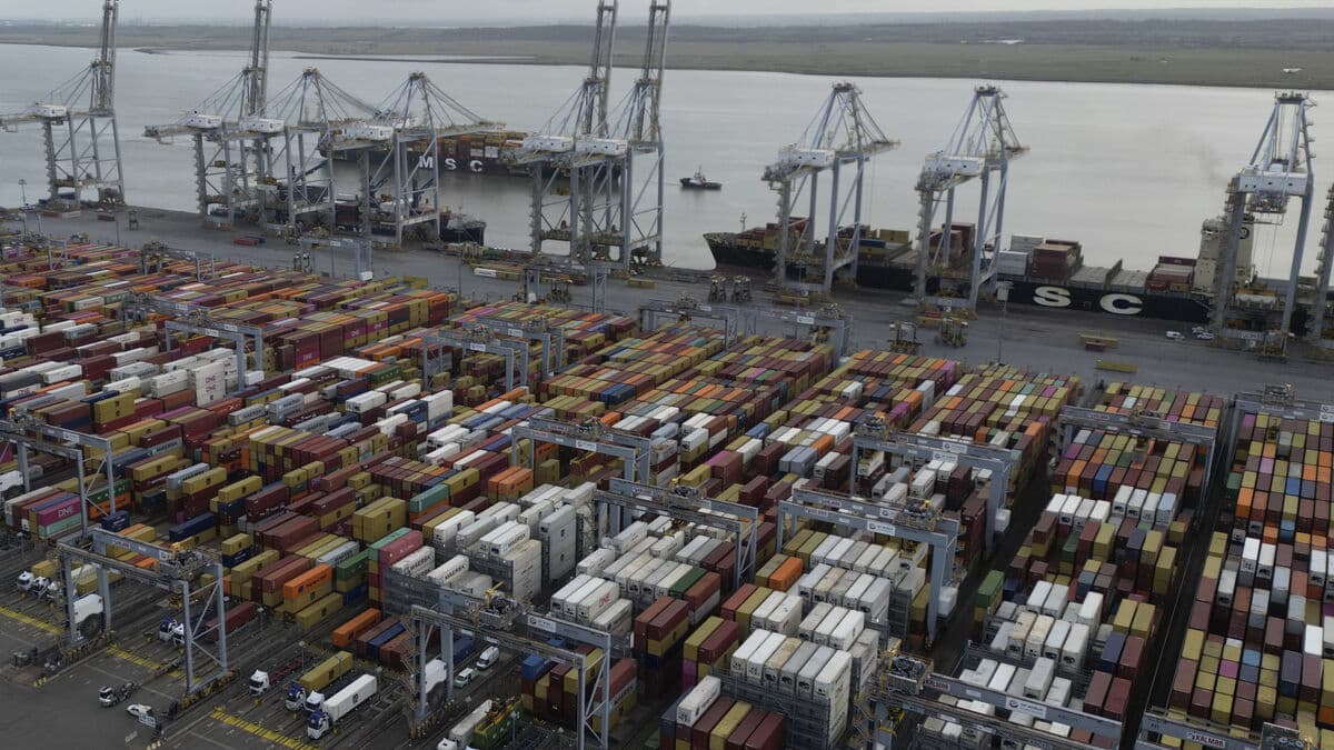 Large cocaine seizures at London Gateway, Britain's giant port