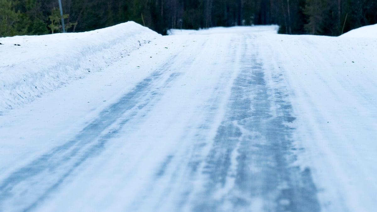 Slippery Roads Deceive During Sports Break Traffic