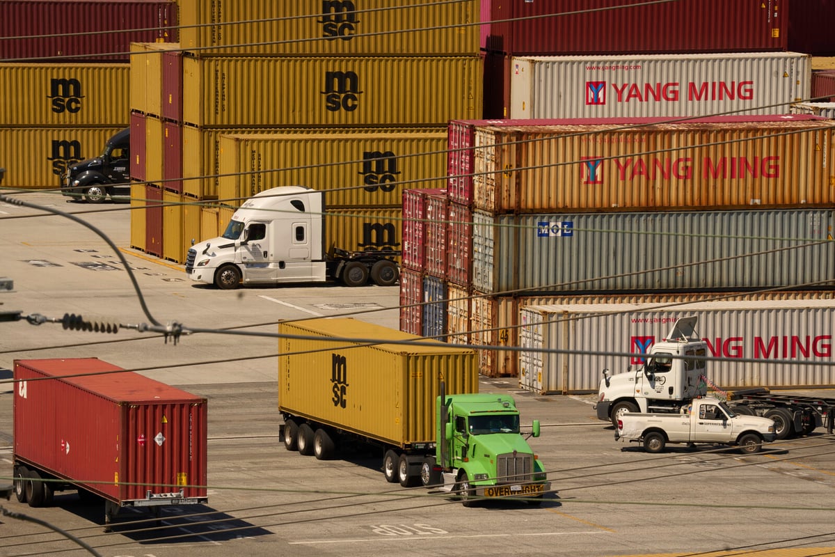 US Trade Deficit Surges to Record 162 Billion Dollars in March