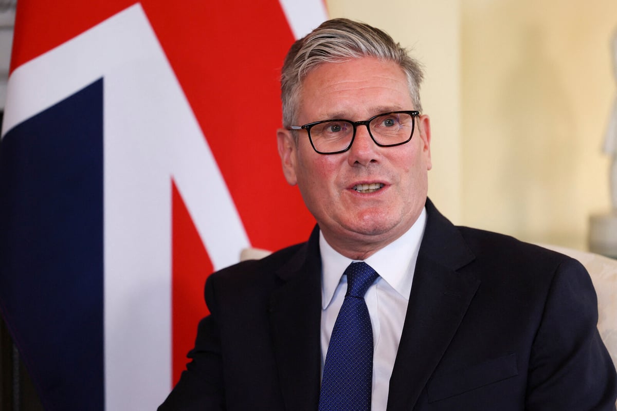 UK Sanctions 25 Smugglers from China, Middle East, Balkans