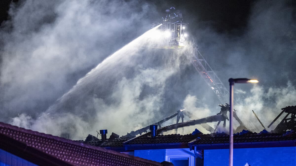 Man arrested on suspicion of aggravated arson after apartment building fire in Hjärup