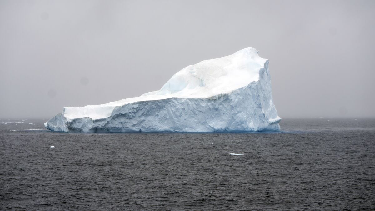 Antarctica Faces Rapid Ice Melt Similar to Greenland, Study Reveals
